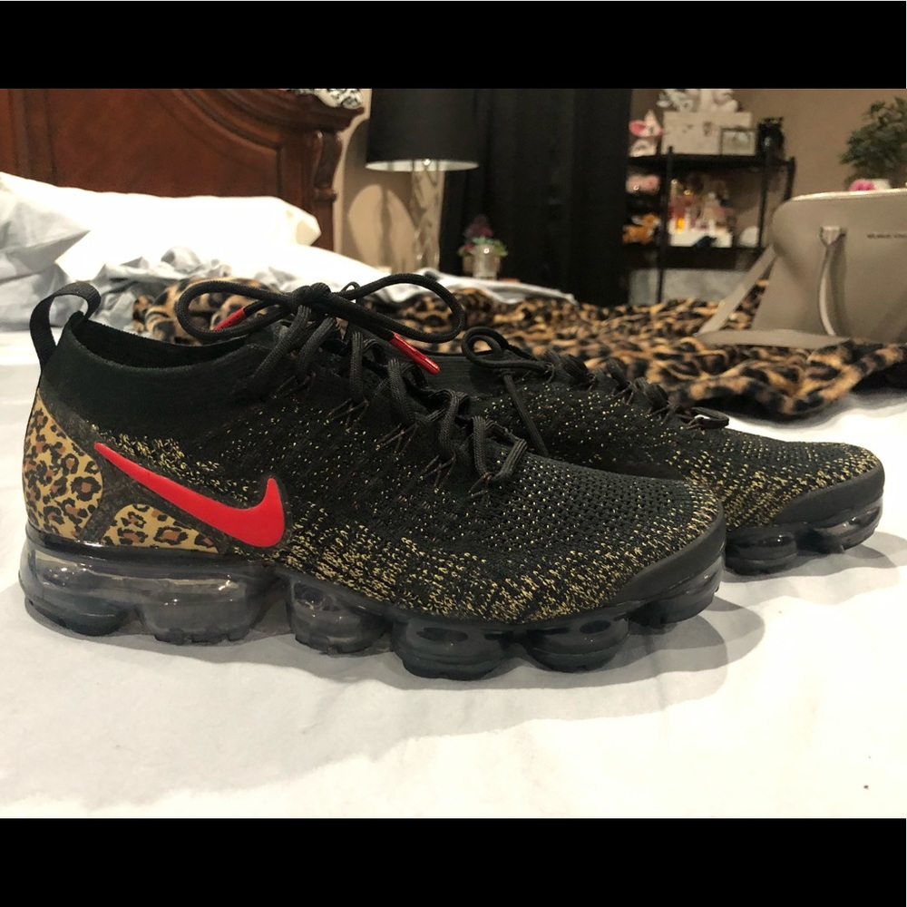 Nike Leopard Flyknit Vapormax Womens Size 9